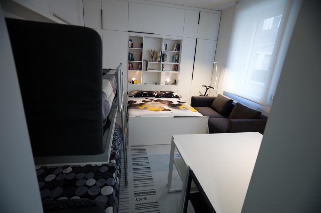 Stylish Mini In The Heart Of Milano Apartment Room photo